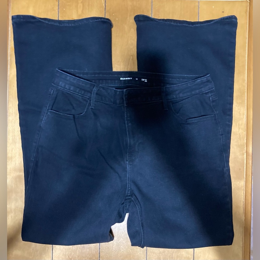 Old Navy Women’s Size 16 High Rise Flare Black Stretch Jeans